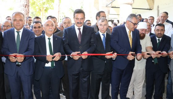 Dünyanın en büyük Hilye-i Şerifi Amasya’da sergilenmeye başlandı