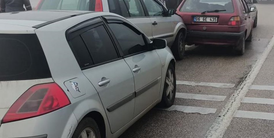 Amasya'da sis nedeniyle meydana gelen 4 ayrı kazada, 4 kişi yaralandı