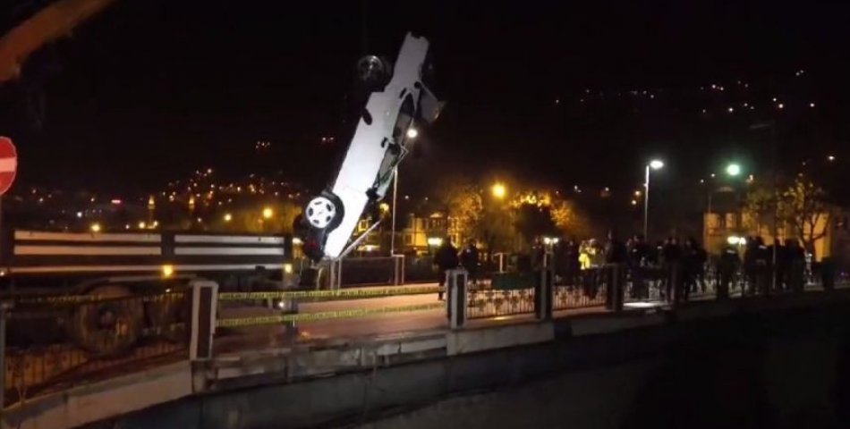 Yeşilırmak’a uçan otomobilin sürücüsü hayatını kaybetti