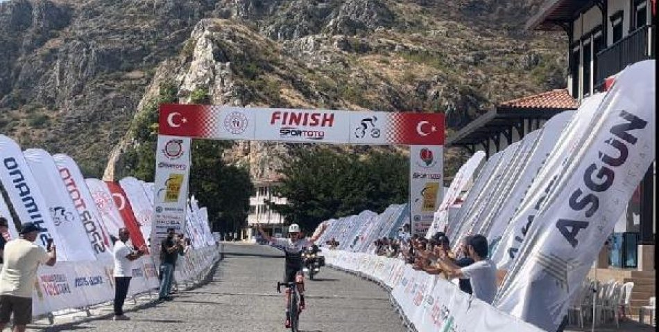 Kurtuluş Yolu Bisiklet Turu'nun Havza-Amasya etabı tamamlandı