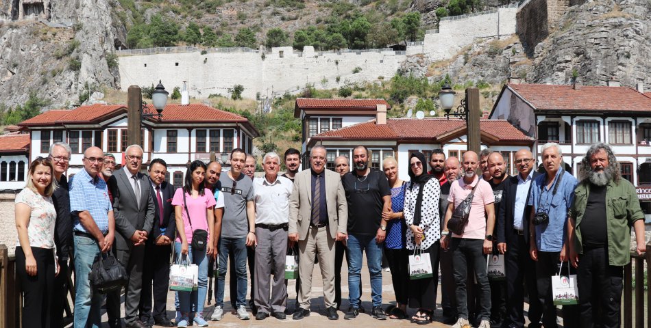 Rektör Turabi, basın mensupları ile tanıştı