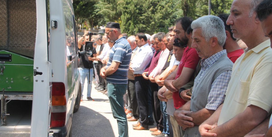 AMASYA'da Sel Sularına Kapılan Kadın Toprağa Verildi