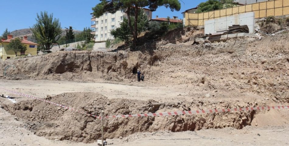 Amasya’da Roma dönemine ait 3 eski mezar bulundu