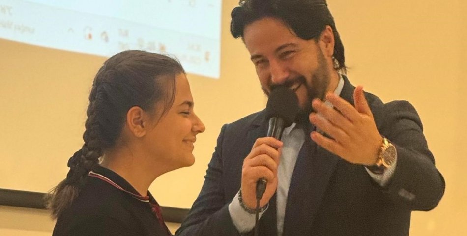 Kasım Alper Özdemir şiir ve iyilik yolculuğuna devam ediyor