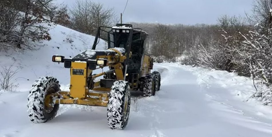85 köy yolu kardan ulaşıma kapandı