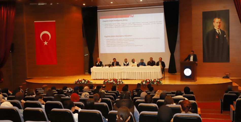 Amasya Üniversitesi’nden Farkında mıyız? Konulu seminer 