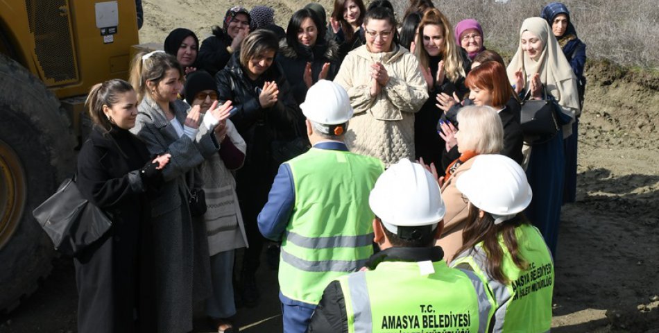 Şeyhcui mahallesi Pazar yerine kavuşuyor